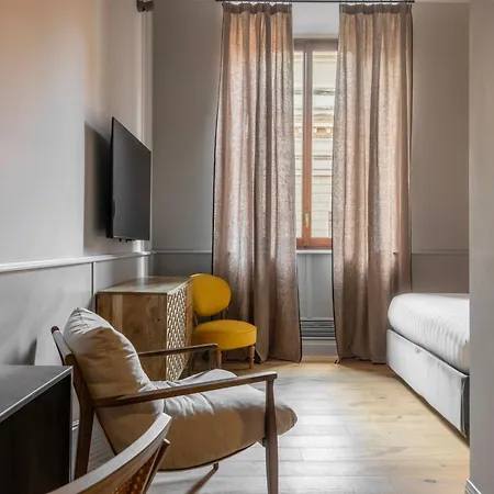 Spiriti , New Opening Piazza Di Pietra * Rome