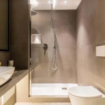 Spiriti , New Opening Piazza Di Pietra Appartement Rome