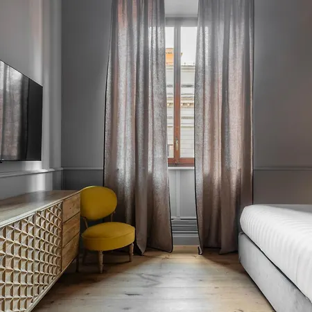 Spiriti , New Opening Piazza Di Pietra * Rome