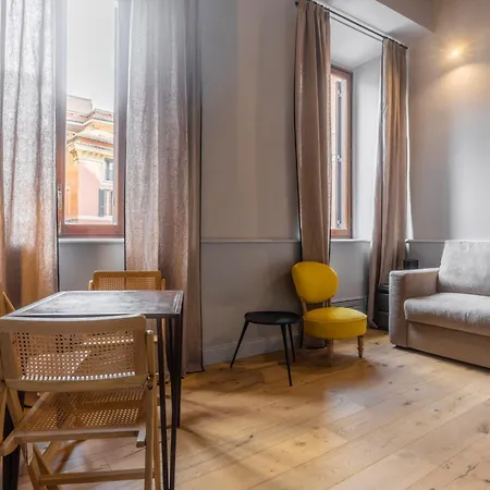 Spiriti , New Opening Piazza Di Pietra Appartement