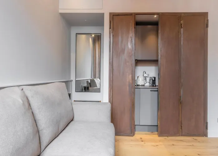 Spiriti , New Opening Piazza Di Pietra Roma